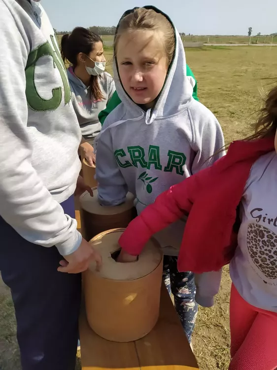 B8D4CAD4-5995-4E25-BA9C-356F6D65F2DA