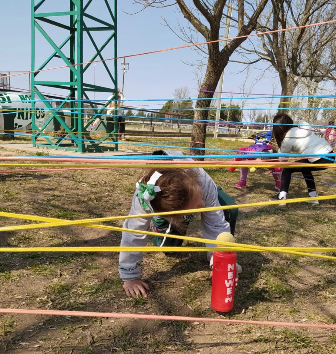 F0E61854-33BD-432C-90AB-75692FC20EEA